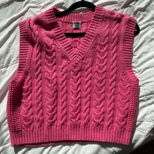 Aritzia SUNDAY BEST WINSTON SWEATER VEST (Color Sangria Pink)